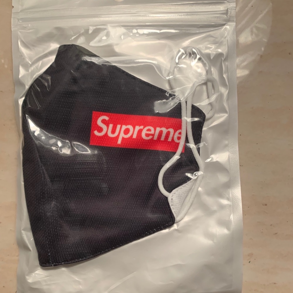 Supreme Face mask